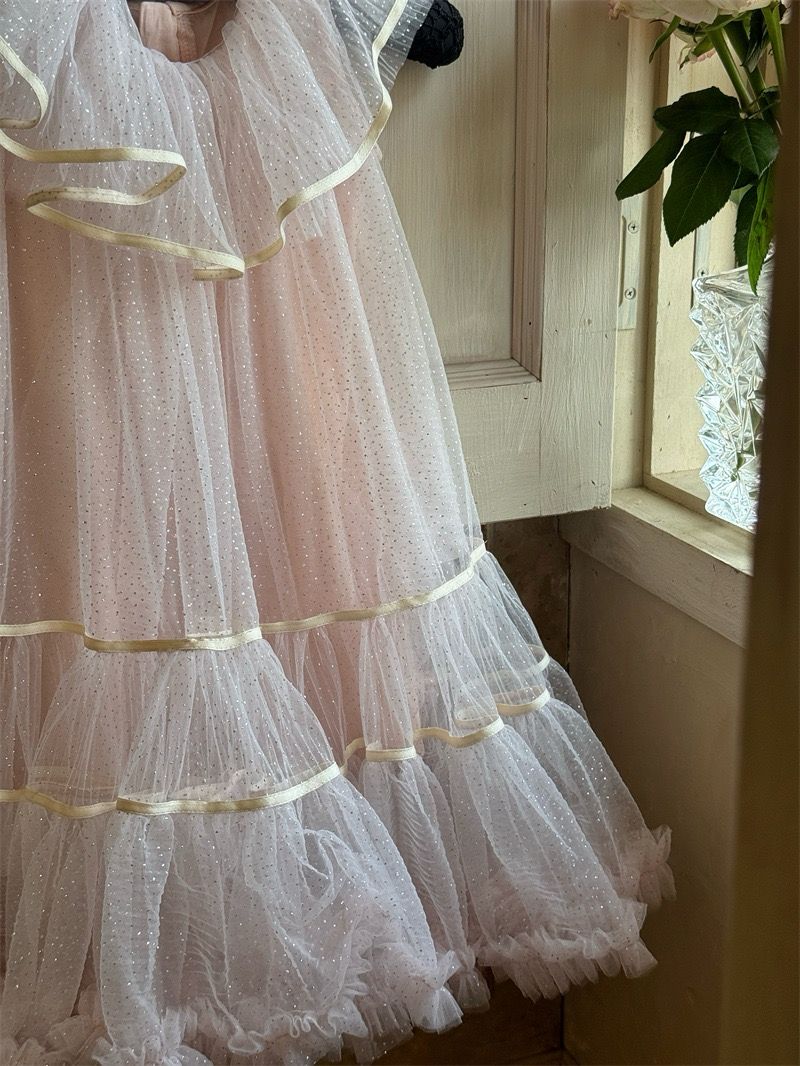 Vestido Infantil de Tule Babados