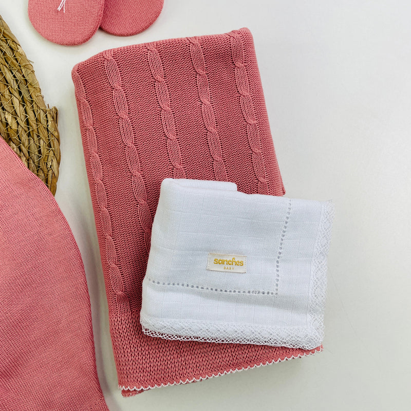 Saida De Maternidade Macacão Sanches Baby Trama E Florzinhas Em Tricot 5 Peças