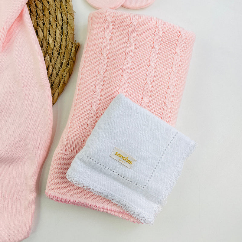 Saida De Maternidade Macacão Sanches Baby Trama E Florzinhas Em Tricot 5 Peças