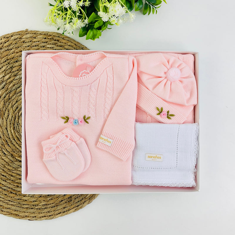 Saida De Maternidade Macacão Sanches Baby Trama E Florzinhas Em Tricot 5 Peças