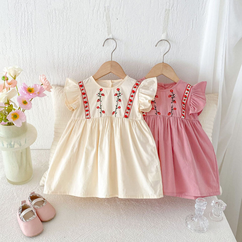 Vestido Infantil Bordado Morangos
