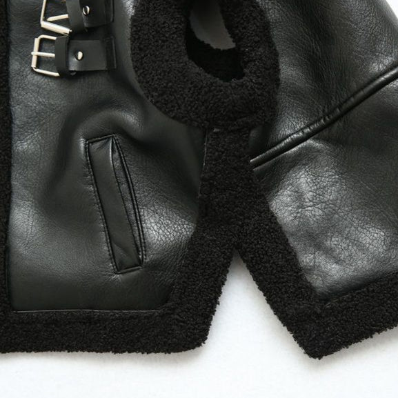 Colete Infantil Feminino Preto Pelinhos e Couro