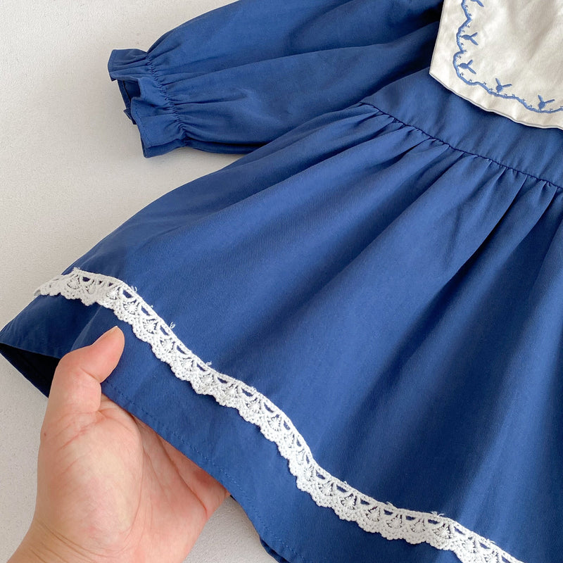 Vestido Infantil Bordado e Rendinha