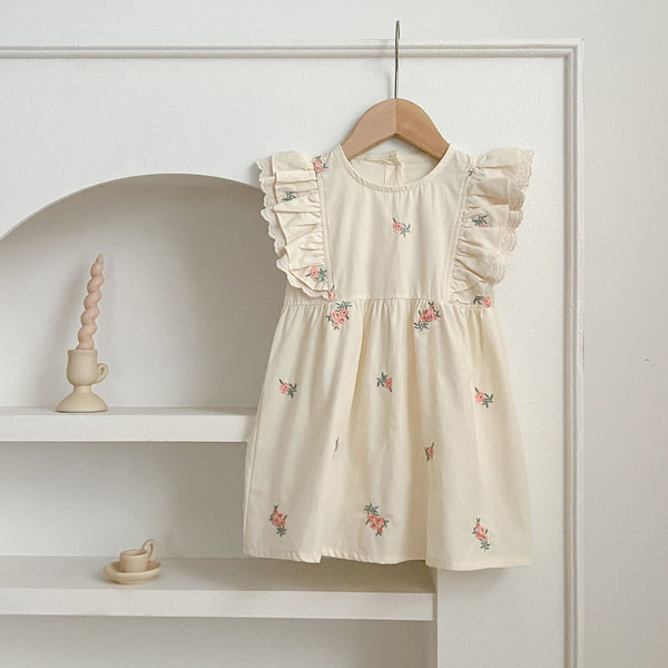 Vestido Infantil Floral e Rendinha
