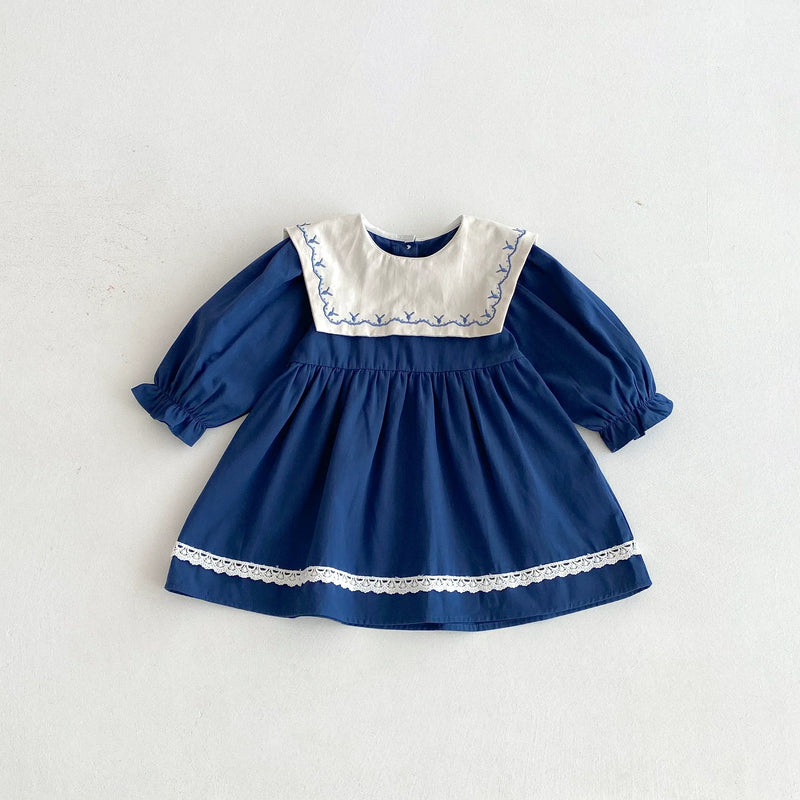 Vestido Infantil Bordado e Rendinha