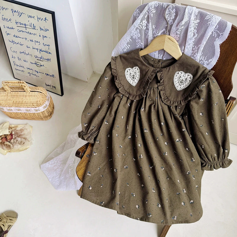 Vestido Infantil Gola Corações