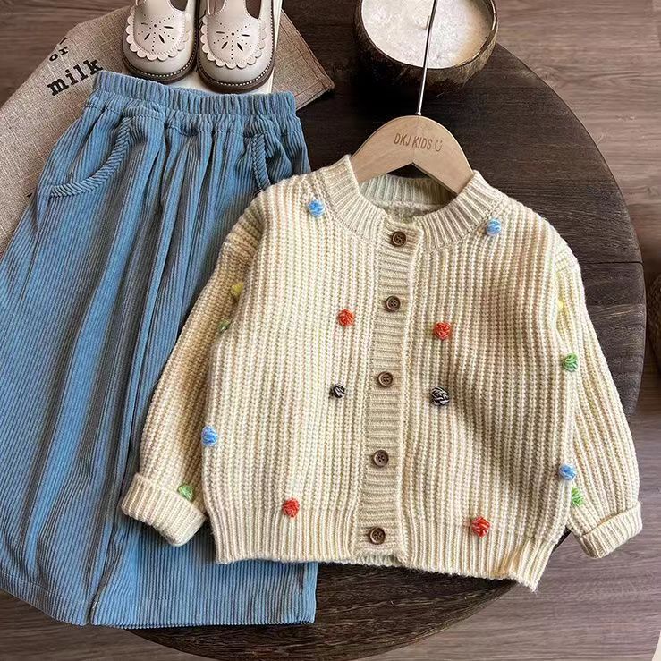 Conjunto Infantil Feminino Tricô Pomponzinhos e Jeans