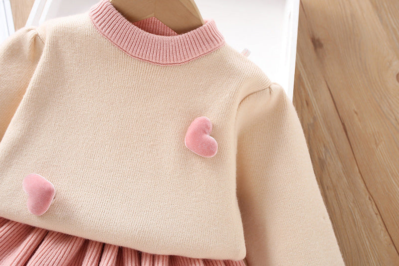 Conjunto Infantil Feminino Corações e Saia Plíssada