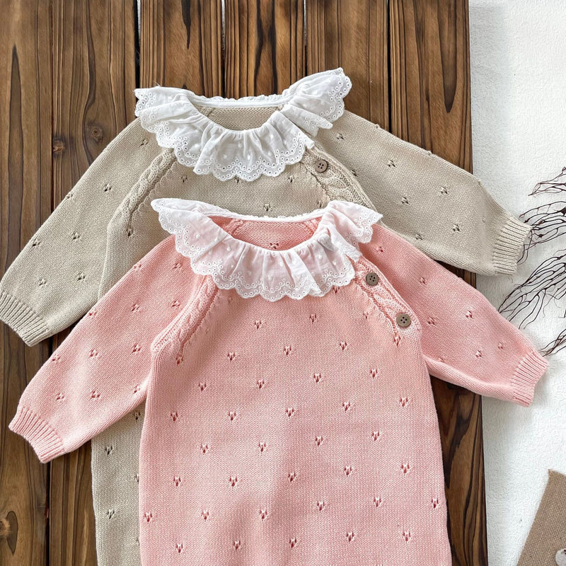 Macacão Infantil Feminino Tricô Gola Rendinha