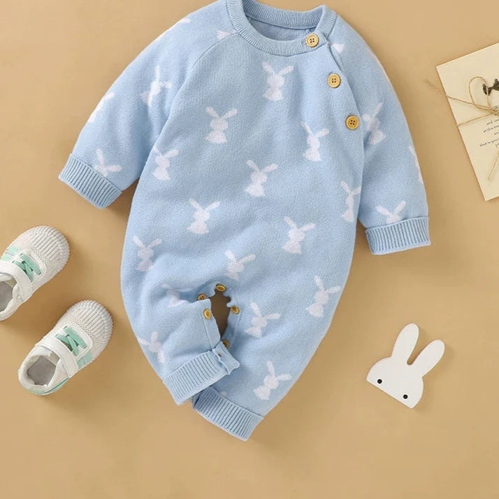 Macacão Infantil de Tricô Coelhinhos