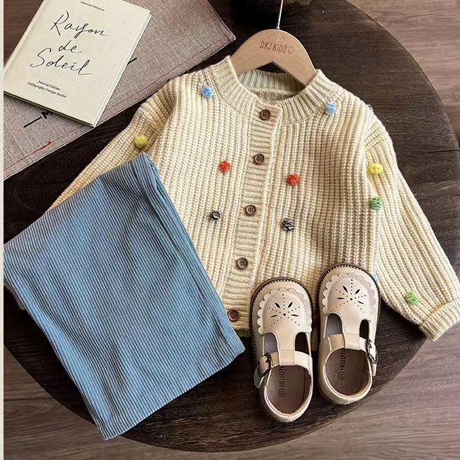 Conjunto Infantil Feminino Tricô Pomponzinhos e Jeans