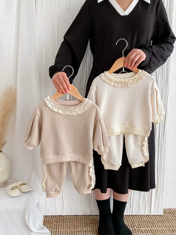 Conjunto Infantil Feminino com Rendinha
