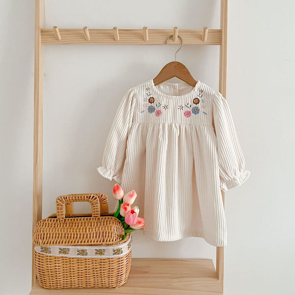 Vestido Infantil Bege Florzinhas