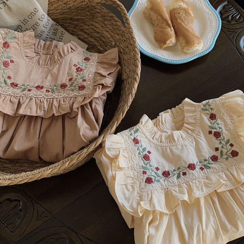 Vestido Infantil  Com Gola Bordada Florzinhas