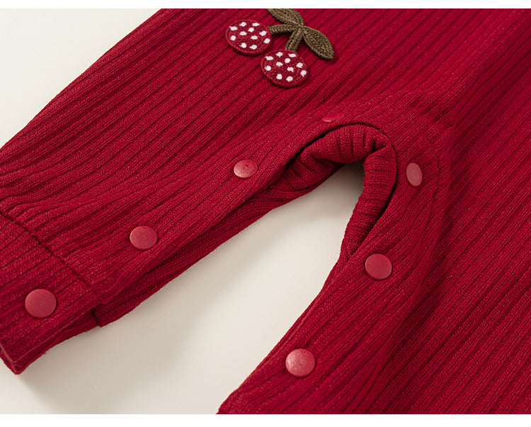 Macacão Infantil Vermelho Cerejas