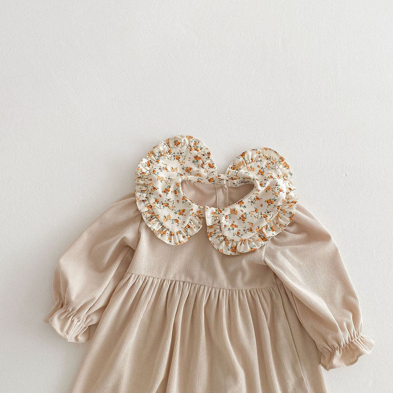 Vestido Infantil Gola Florzinhas