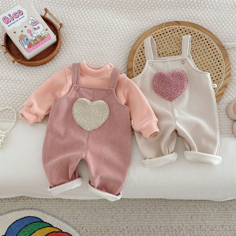 Macacão Infantil Feminino Coração