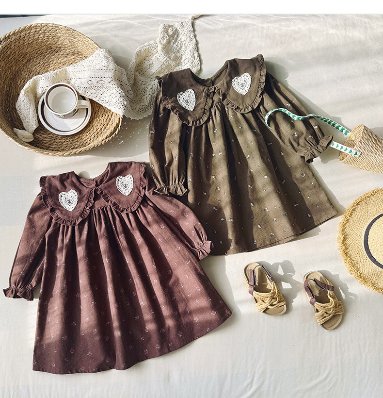 Vestido Infantil Gola Corações
