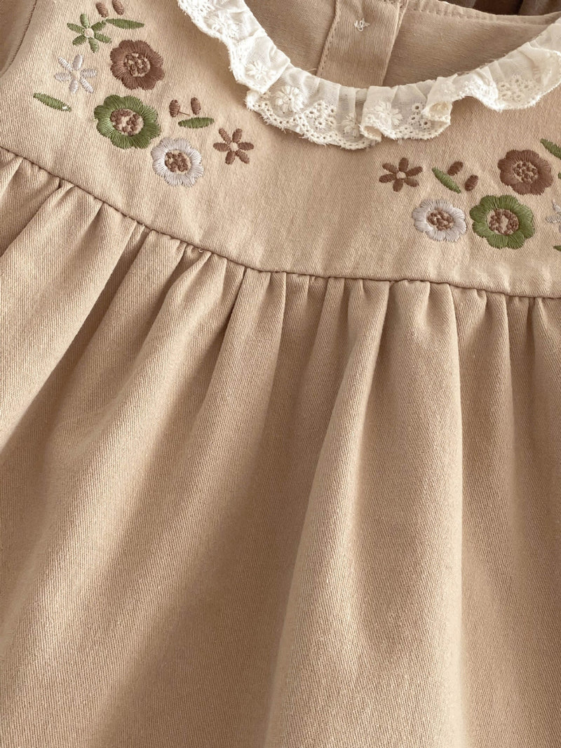 Vestido Infantil Bordadinho Florzinhas