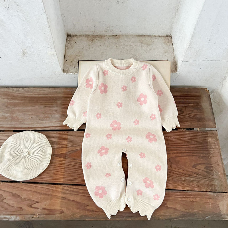 Macacão Infantil Tricô Florzinhas