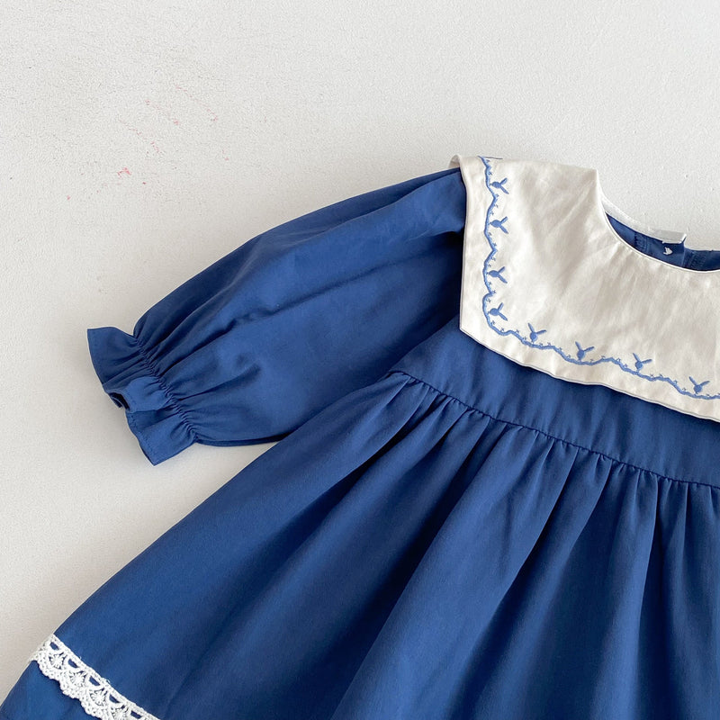 Vestido Infantil Bordado e Rendinha