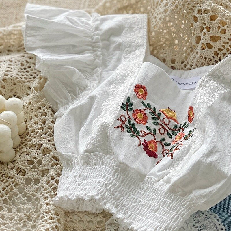 Conjunto Infantil Feminino Bordadinho e Jeans