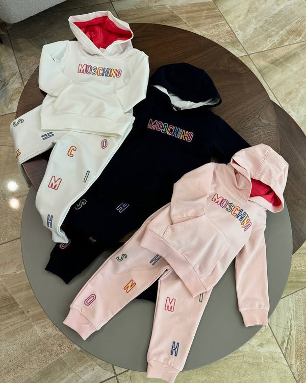 Conjunto Moschino