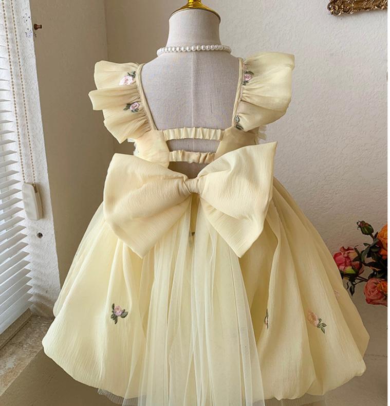 Vestido Infantil Floral e Laço Tule