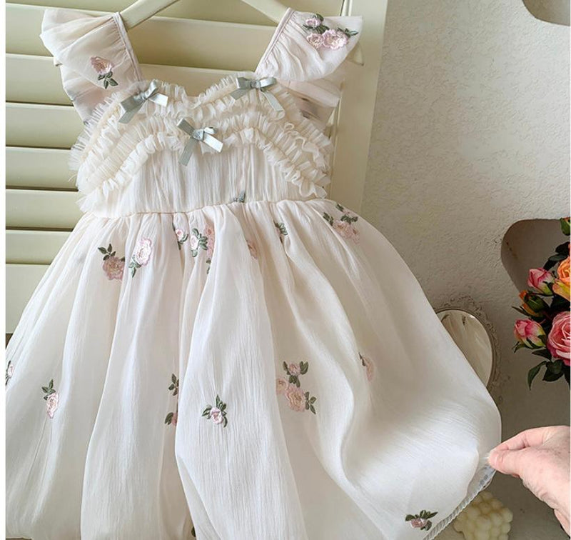 Vestido Infantil Floral e Laço Tule
