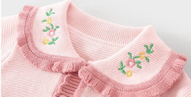 Macacão Infantil Feminino Tricô Florzinhas + Touca