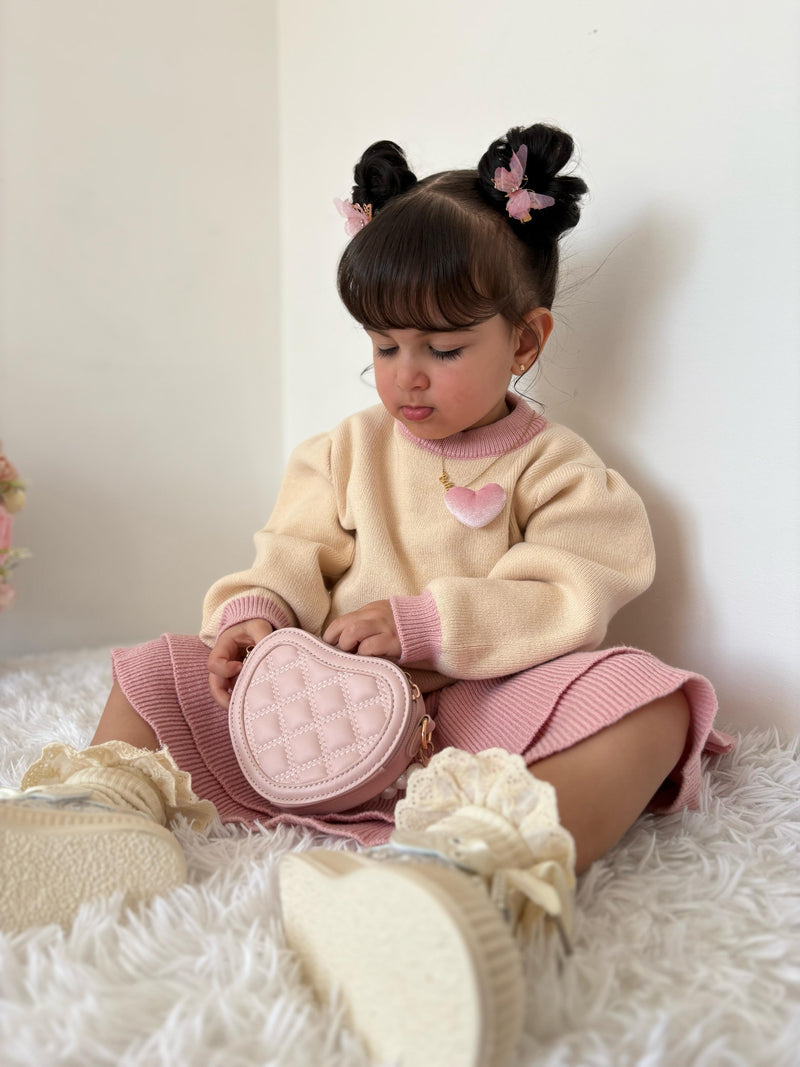 Conjunto Infantil Feminino Tricô Corações e Sainha Plíssada
