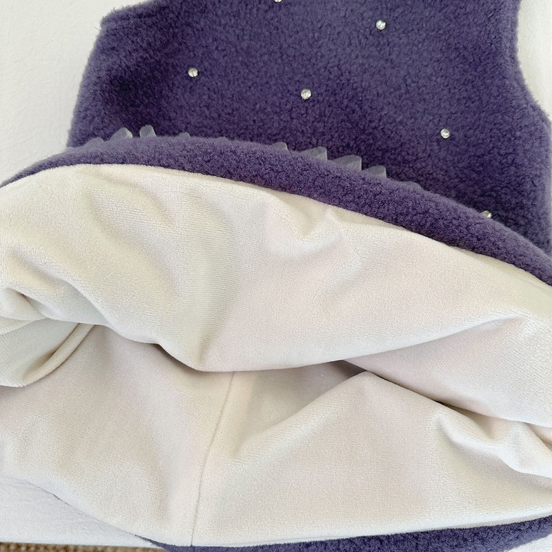 Conjunto Infantil Feminino Casaco Plush e Pérolas + Vestido