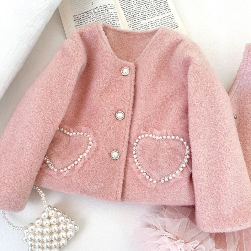 Conjunto Infantil Feminino Casaco Plush e Pérolas + Vestido