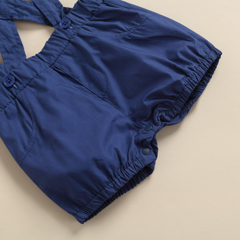Conjunto Camisa Gravatinha e Jardineira